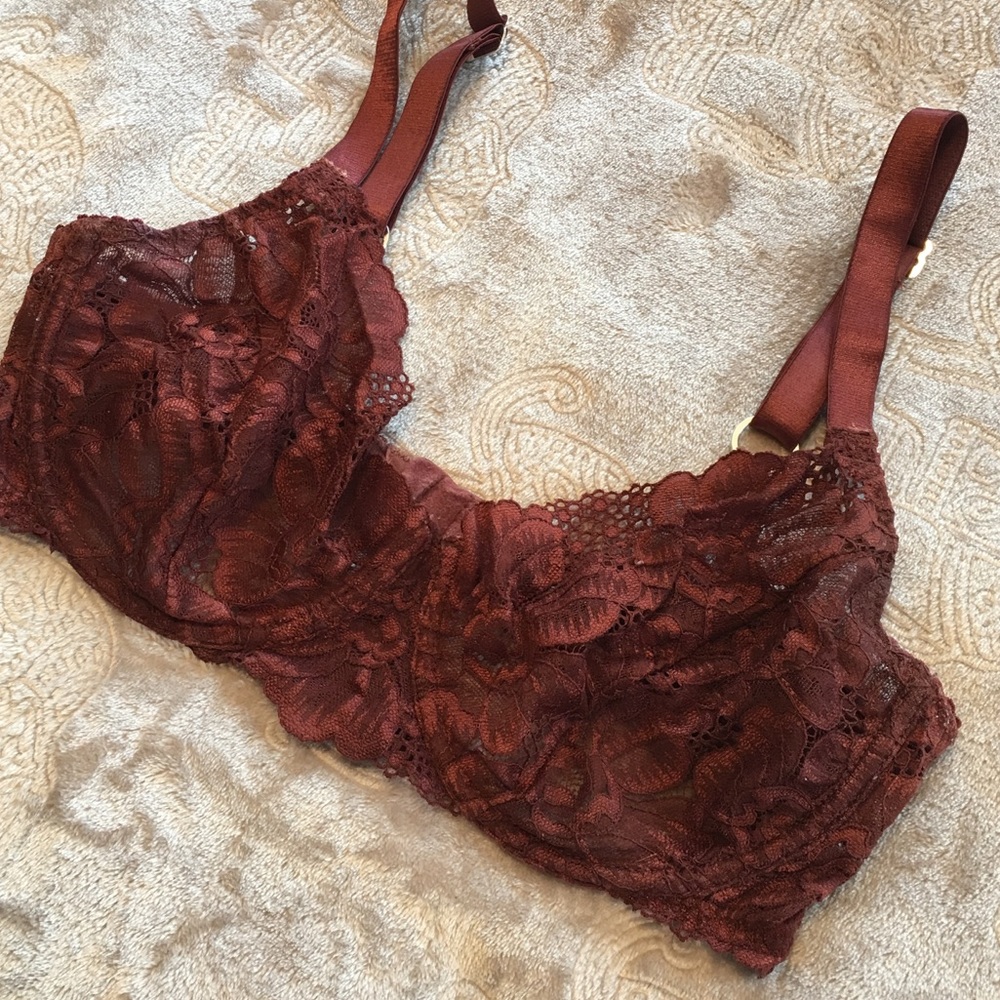 Lonely Lingerie ♥️ burgundy lace bra UK 32DD